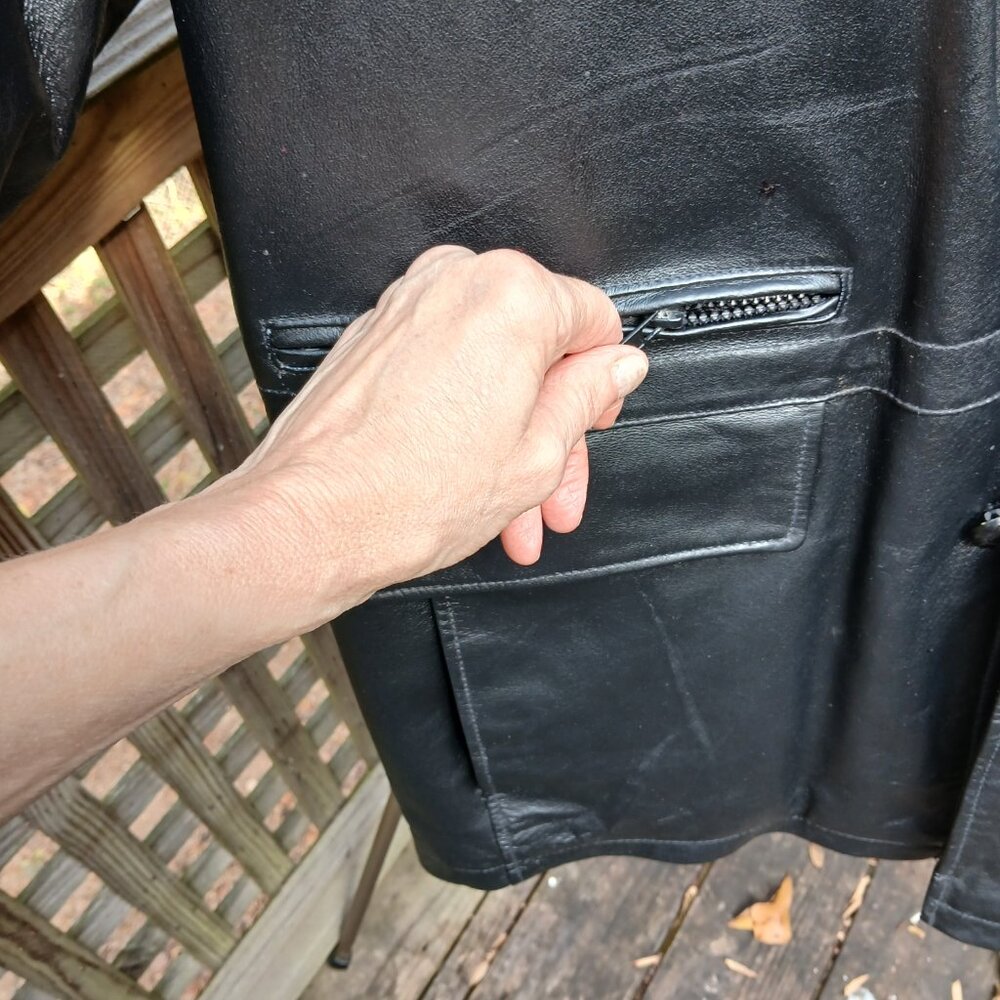 Vintage 90's Black Leather Warm Double Lined Car Coat Many Pockets & Details SzL - Picture 5 of 16